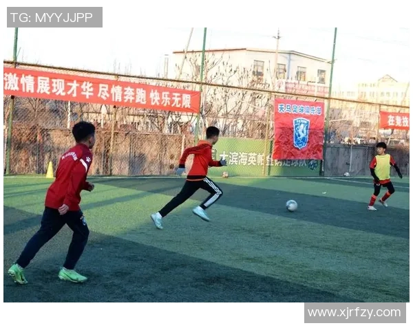 当足球之星遇上爱恋的旋律青春校园里的梦想与激情交织